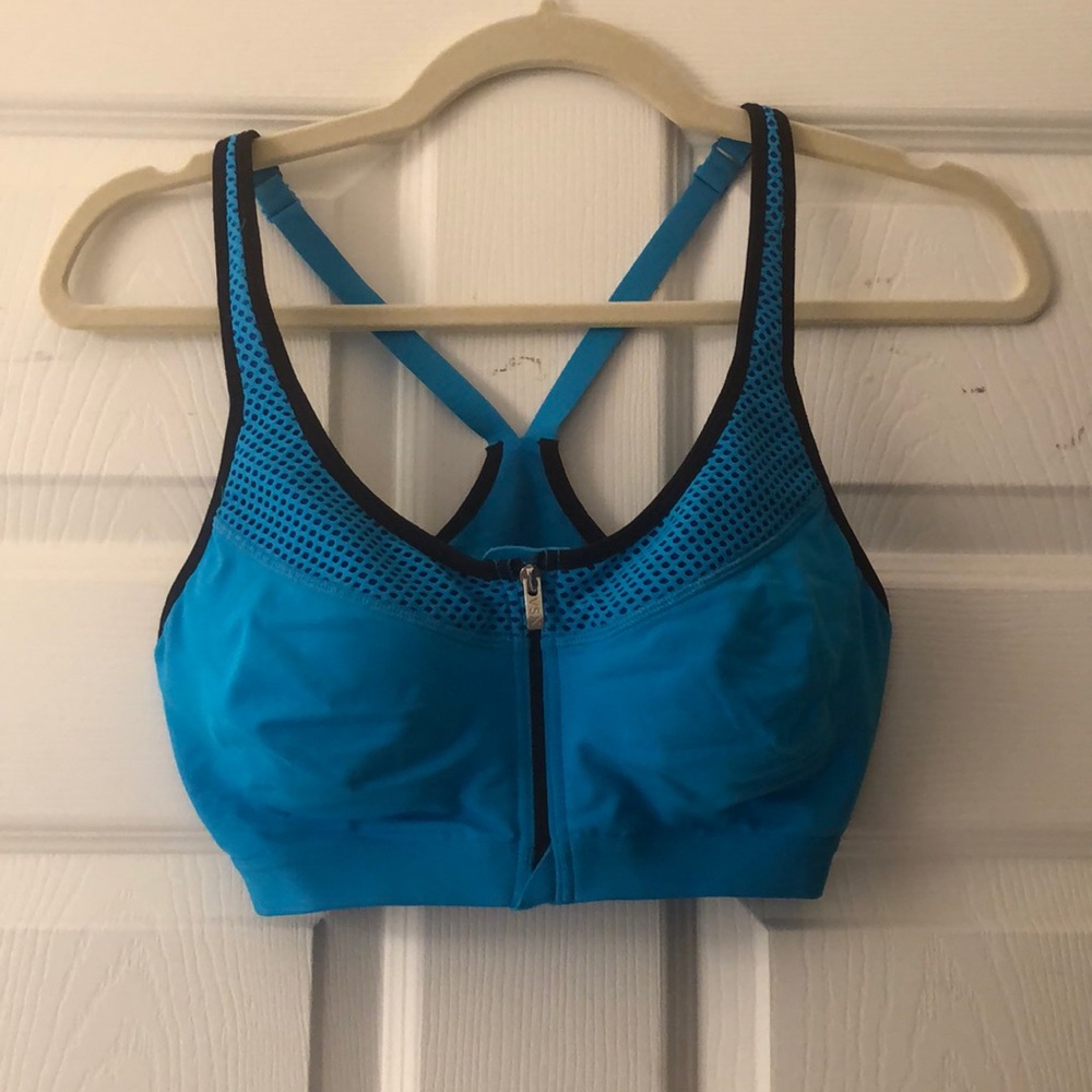 Vsx Zip Front Sports Bra